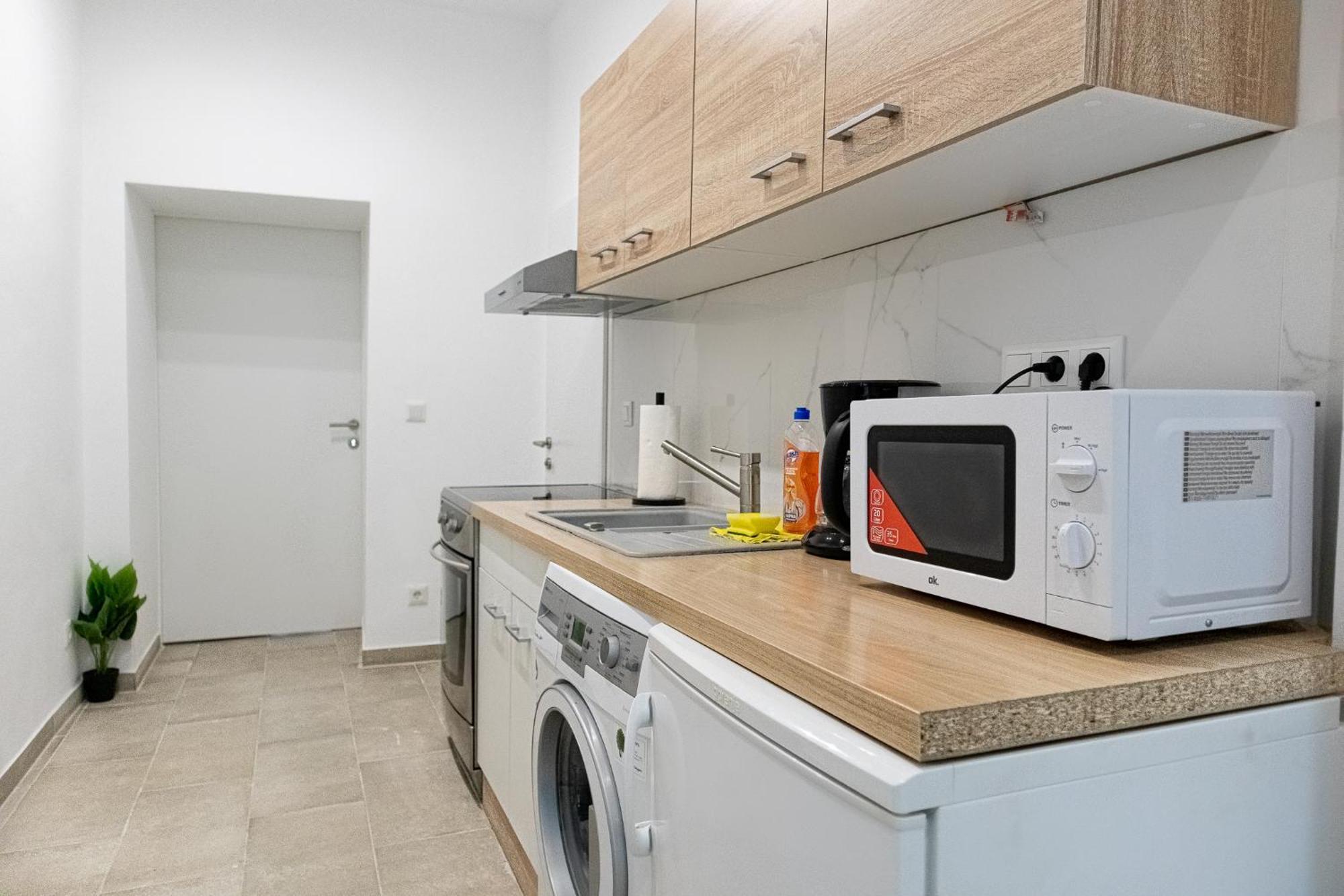 9 Min From City Center - Beautiful Studio Near U1 Reumannplatz Wien Ngoại thất bức ảnh