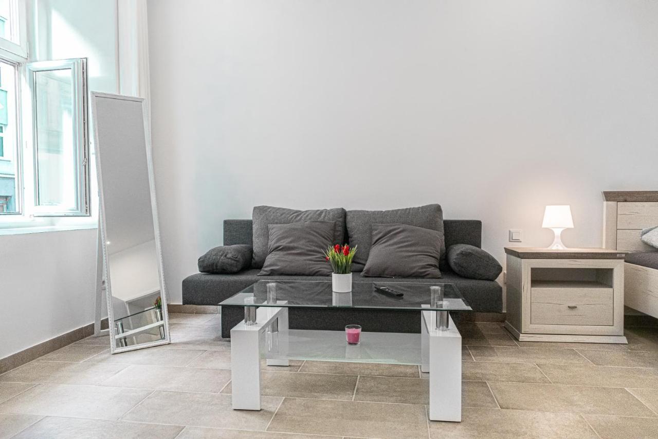 9 Min From City Center - Beautiful Studio Near U1 Reumannplatz Wien Ngoại thất bức ảnh